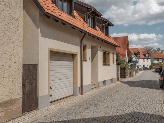 Einfamilienhaus zum Kauf 269.000 € 4 Zimmer 122 m² 296 m² Grundstück Abtswind 97355