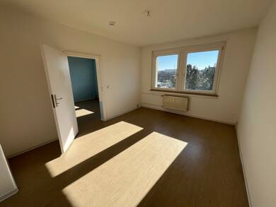 Wohnung zur Miete 298 € 2 Zimmer 47,2 m² 3. Geschoss Erich-Weinert-Straße 2 Weißenfels Weißenfels 06667
