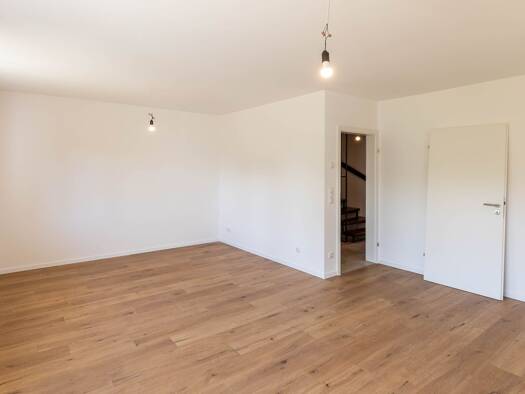 Reihenmittelhaus zur Miete 2.650 € 5 Zimmer 125 m² 140 m² Grundstück frei ab 01.10.2026 Heimstetten Kirchheim bei München 85551