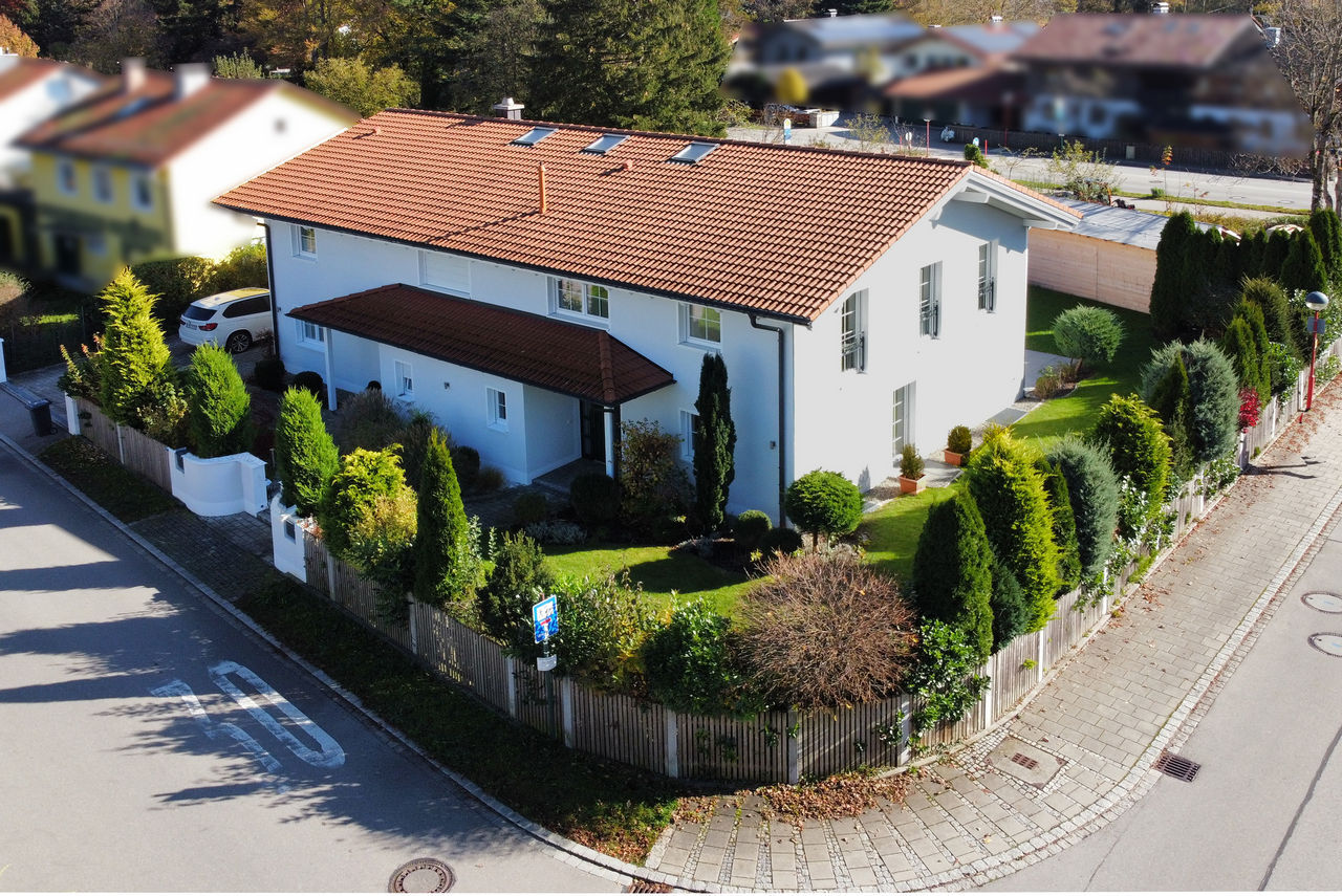 Doppelhaushälfte zum Kauf 1.280.000 € 5 Zimmer 152 m²<br/>Wohnfläche 422 m²<br/>Grundstück ab sofort<br/>Verfügbarkeit Deisenhofen Oberhaching 82041