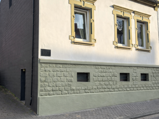 Einfamilienhaus zum Kauf 325.000 € 4 Zimmer 100 m² 1.083 m² Grundstück frei ab sofort St. Ingbert Sankt Ingbert 66386