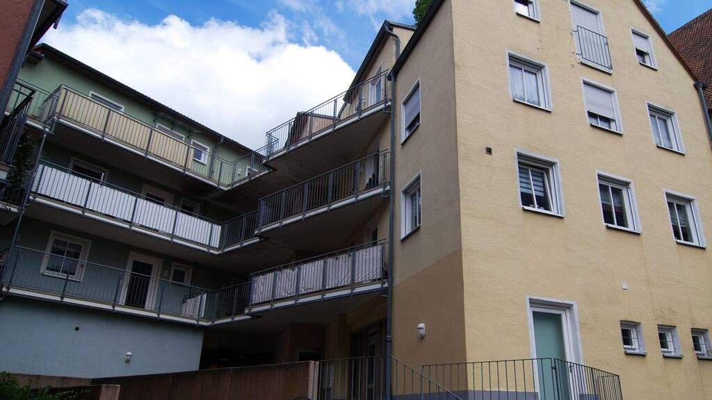 Studio zum Kauf 55.000 € 1 Zimmer 47,4 m² 2. Geschoss Eisfeld 98673