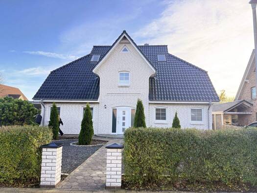 Mehrfamilienhaus zum Kauf 599.000 € 8 Zimmer 202 m² 706 m² Grundstück Husum 25813