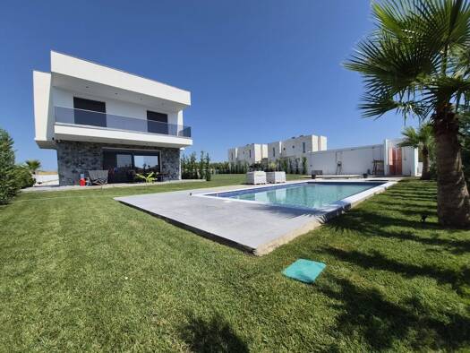 Haus zum Kauf 650.000 € 121 m² 900 m² Grundstück Kassandra Municipality 63077