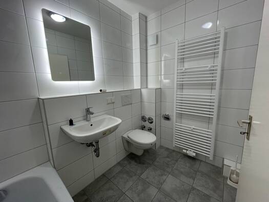 Wohnung zur Miete 650 € 2 Zimmer 63 m² Geschoss 3/4 frei ab 01.11.2026 Kaiserstraße 25 St. Ingbert Sankt Ingbert 66386