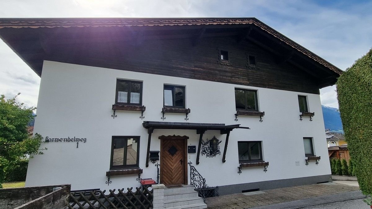 Einfamilienhaus zum Kauf 696.000 € 7 Zimmer 197 m²<br/>Wohnfläche 517 m²<br/>Grundstück Karwendelweg 1 Zirl 6170