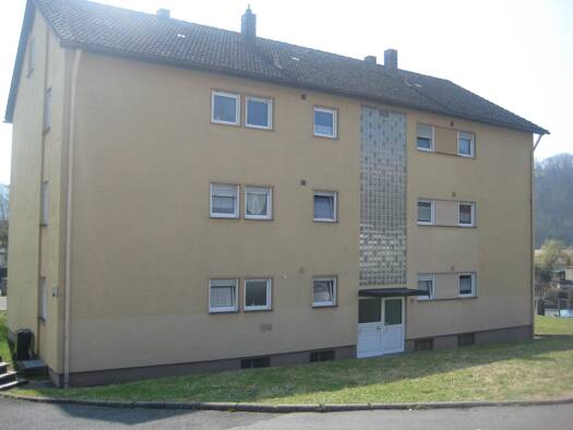Wohnung zur Miete 520 € 3 Zimmer 62,5 m² 3. Geschoss frei ab 01.10.2026 Hatzfeldstraße 6 Niederstetten Niederstetten 97996