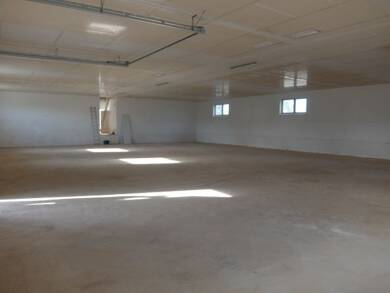 Lagerhalle zur Miete 1.500 € 400 m² Lagerfläche Köfering Köfering 93096