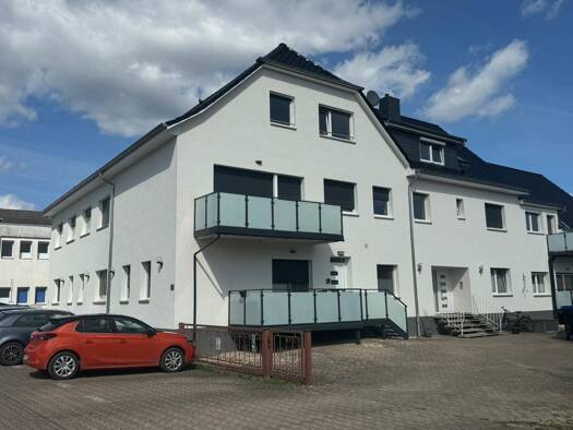 Wohnung zur Miete 1.000 € 4 Zimmer 119 m² 2 Geschosse frei ab 01.07.2026 Groß Berkel Aerzen 31855