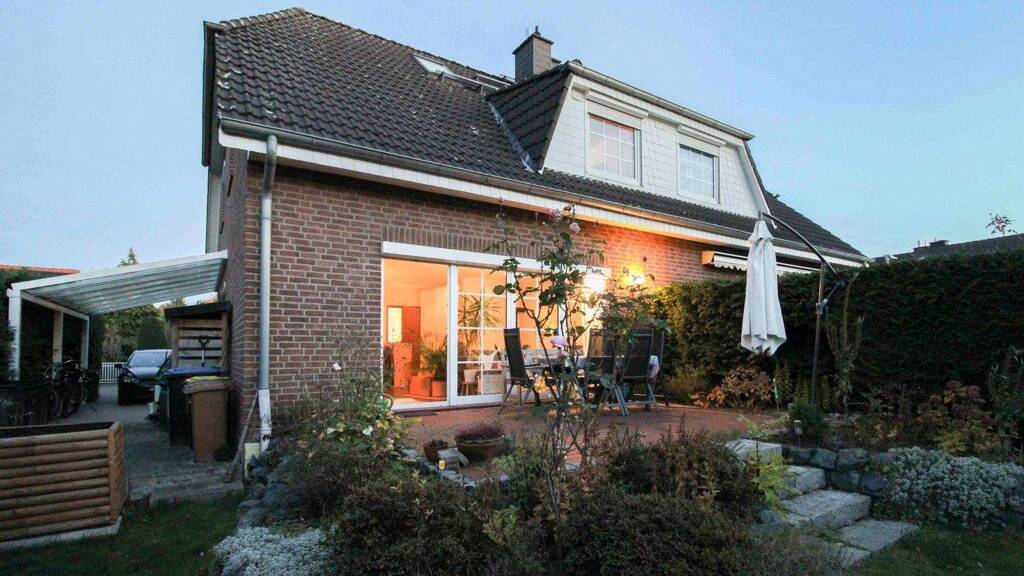 Sonstiges zum Kauf als Kapitalanlage geeignet 449.000 € 5 Zimmer 100 m² 250,2 m² Grundstück Misburg-Süd Hannover 30559