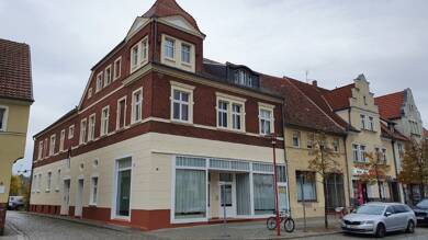 Wohnung zur Miete 340 € 2 Zimmer 57 m² 1. Geschoss Am Markt 18 Doberlug-Kirchhain Doberlug-Kirchhain 03253