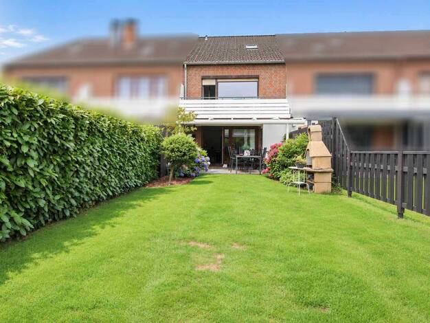 Reihenmittelhaus zum Kauf 299.000 € 6 Zimmer 148,3 m² 482,3 m² Grundstück Bungerhof Delmenhorst 27753