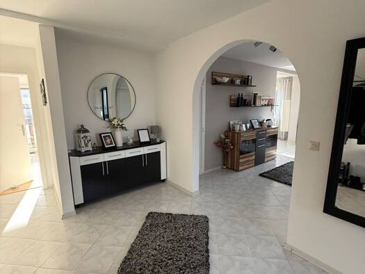 Wohnung zur Miete 750 € 4 Zimmer 110 m² Geschoss 1/3 frei ab 01.05.2026 Jahnstraße 4 Hügelsheim 76549