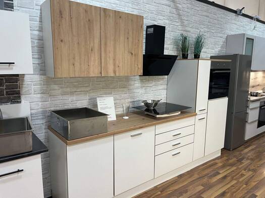 Wohnung zur Miete 920 € 4 Zimmer 91 m² 3. Geschoss frei ab 01.01.2026 Friedrich-Ebert-Straße Ingolstadt 85055