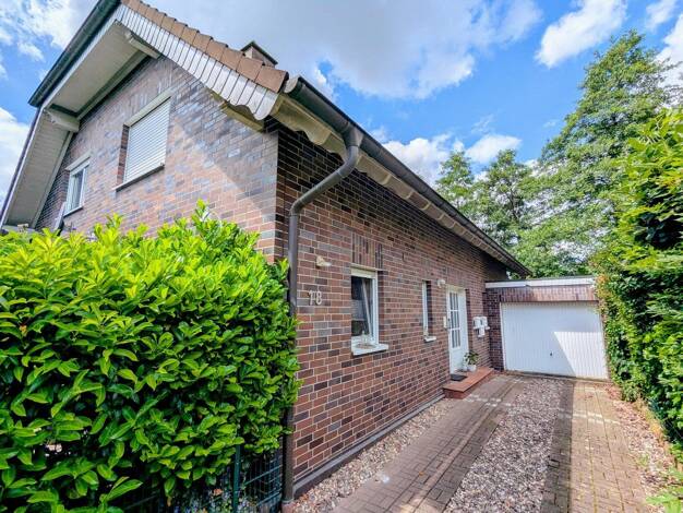 Einfamilienhaus zum Kauf provisionsfrei 895.000 € 6 Zimmer 216 m² 432 m² Grundstück frei ab 01.09.2026 Richrath Langenfeld (Rheinland) 40764