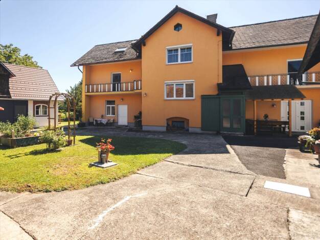 Einfamilienhaus zum Kauf 7 Zimmer 249 m² 19.200 m² Grundstück Straden 8484