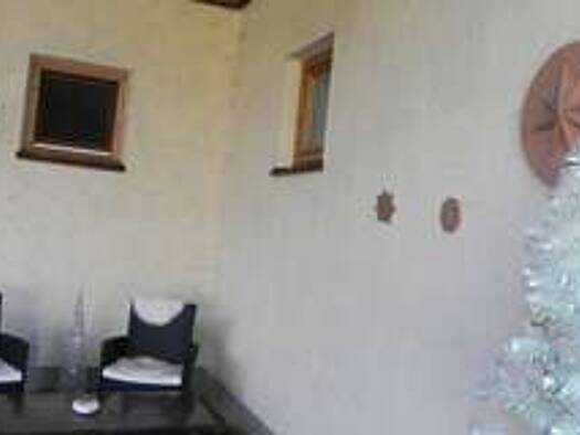 Herrenhaus zur Miete 3.500 € 6 Zimmer 280 m² 3.000 m² Grundstück frei ab 01.04.2026 Pfraundorf Raubling 83064