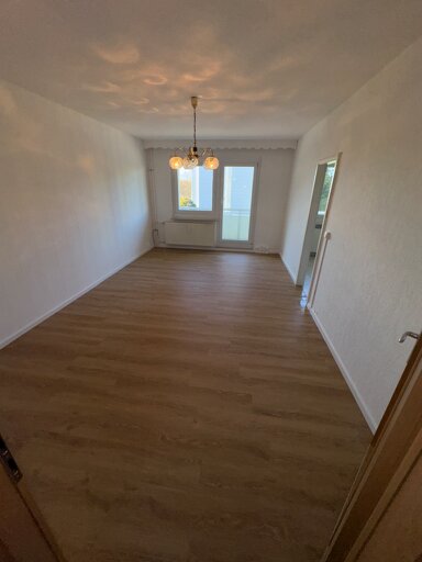 Wohnung zur Miete 995 € 3 Zimmer 74 m² 1. Geschoss frei ab sofort Erzbergerstraße 59 Oranienburg Oranienburg 16515