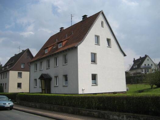 Wohnung zur Miete 305 € 2 Zimmer 50,7 m² 1. Geschoss frei ab sofort Prälat-Beigel-Straße 3 Eschershausen Eschershausen 37632