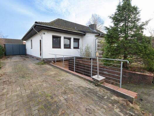 Einfamilienhaus zum Kauf 238.000 € 4 Zimmer 106,1 m² 1.002 m² Grundstück Cadenberge 21781