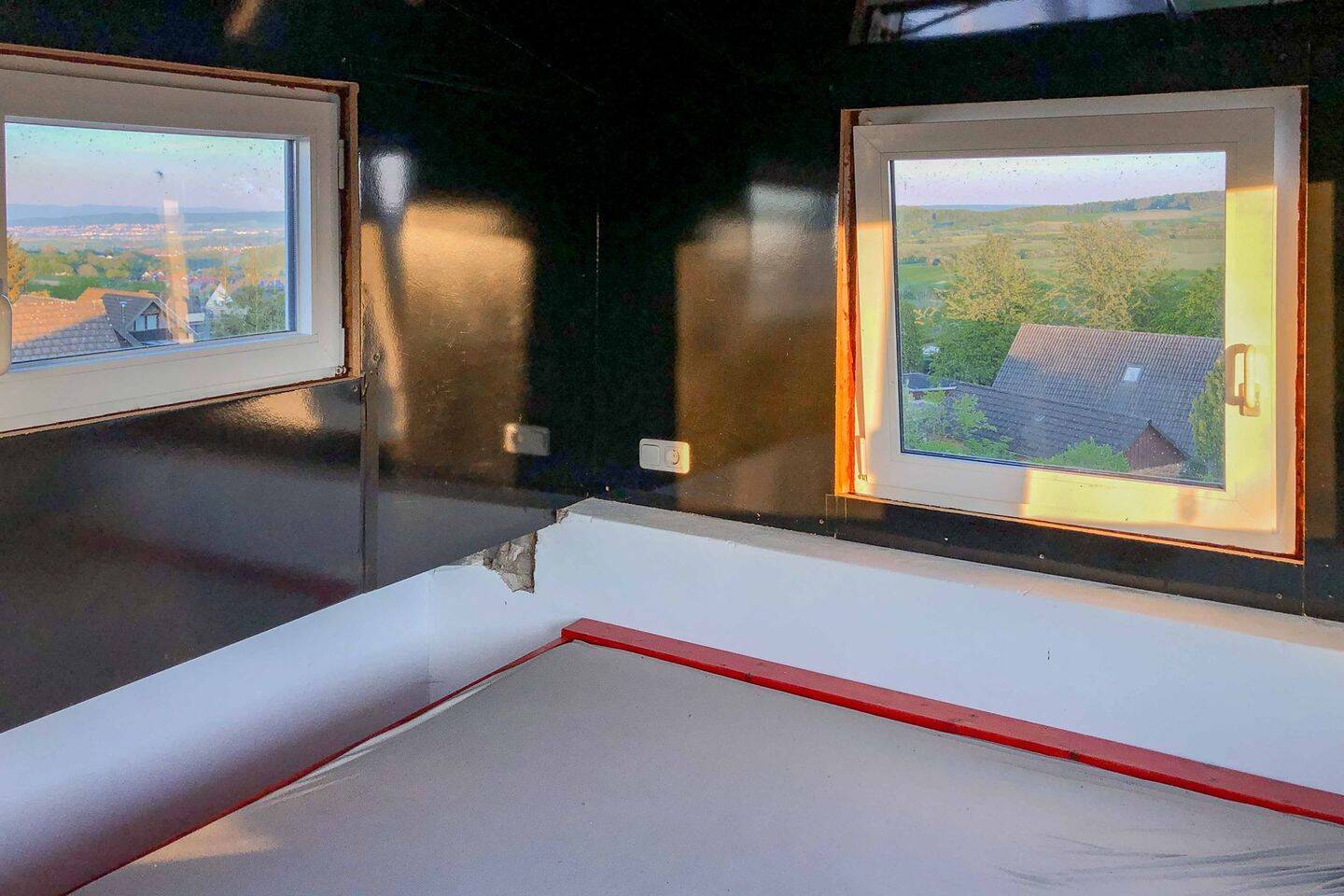 Immobilie in Moringen - Seltene Gelegenheit; Grundstück mit Flughangar und Wohnung! - Bild 3