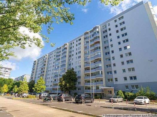 Wohnung zum Kauf 279.000 € 3 Zimmer 97,4 m² 2. Geschoss Ahrenshooper Str. 80 Neu-Hohenschönhausen Berlin, Hohenschönhausen 13051