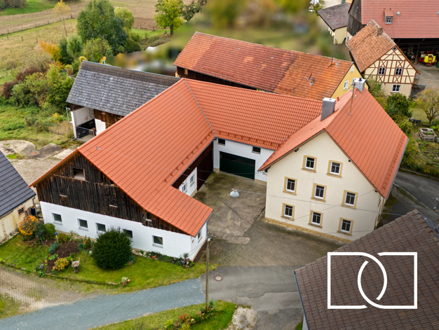 Einfamilienhaus zum Kauf 349.000 € 7 Zimmer 171 m² 1.632 m² Grundstück Roßdorf am Berg Stadelhofen 96187