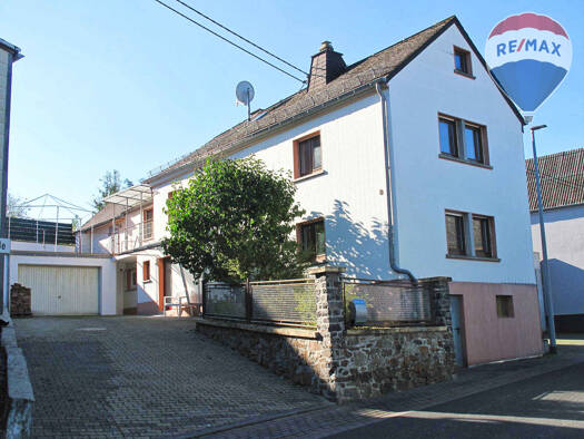 Einfamilienhaus zur Miete 900 € 5 Zimmer 120 m² 284 m² Grundstück Eppenrod 65558