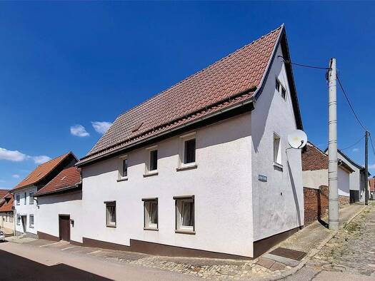 Einfamilienhaus zur Versteigerung 25.000 € 743 m² Grundstück Friedhofstraße 3 Stößen 06667
