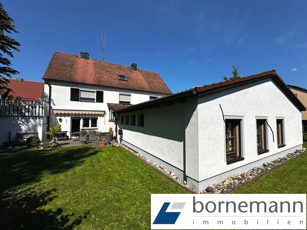 Mehrfamilienhaus zum Kauf 290.000 € 11 Zimmer 351 m²<br/>Wohnfläche 637 m²<br/>Grundstück Auerbach Auerbach , Oberpf 91275