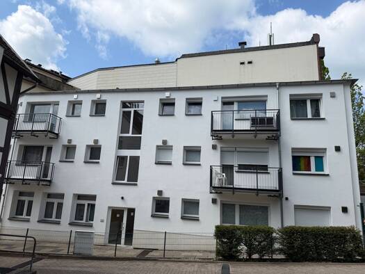 Wohnung zum Kauf 59.000 € 2 Zimmer 37,3 m² 2. Geschoss Brunnenstraße 9 A Bad Pyrmont Bad Pyrmont 31812