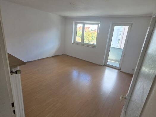 Wohnung zur Miete 725 € 2 Zimmer 55 m² Geschoss 3/4 frei ab 01.10.2026 Fürther Straße 320 d Doos Westliche Außenstadt 90429