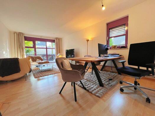 Wohnung zum Kauf 223.000 € 2 Zimmer 57 m² 2 Geschosse frei ab sofort Nieder-Erlenbach Frankfurt am Main 60437