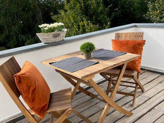 Wohnung zur Miete 1.150 € 2,5 Zimmer 56 m² Geschoss 1/2 frei ab 01.12.2025 Ostheim Köln 51107