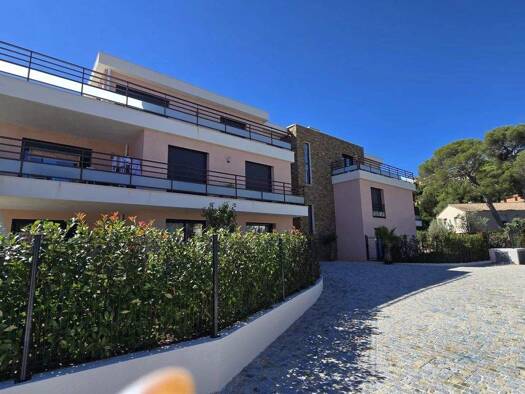 Studio zum Kauf provisionsfrei 680.000 € 4 Zimmer 92,5 m² 2. Geschoss Le Dramont-Agay-Anthéor-Le Trayas Saint-Raphaël 83530