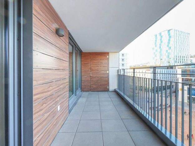 Wohnung zur Miete 1.485 € 2 Zimmer 74,9 m² 4. Geschoss frei ab 01.01.2026 Mailänder Platz 19 Mitte Stuttgart-Mitte 70173