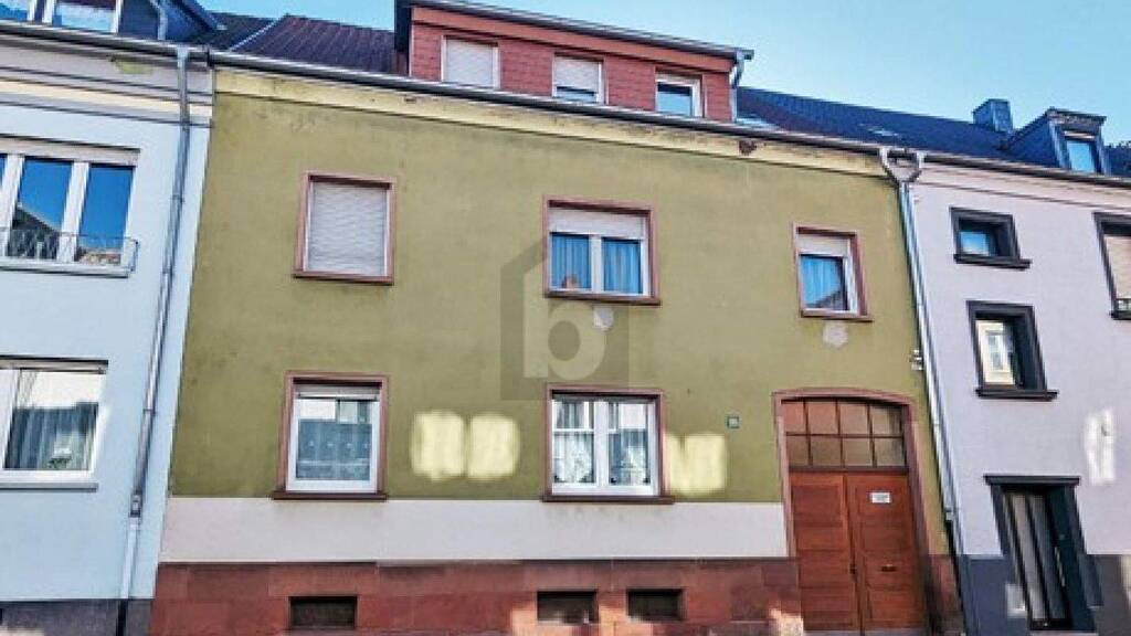 Mehrfamilienhaus zum Kauf als Kapitalanlage geeignet 340.000 € 9 Zimmer 187 m² 197 m² Grundstück Innenstadt Kaiserslautern 67655