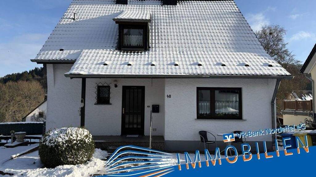 Einfamilienhaus zum Kauf 249.000 € 9 Zimmer 274,5 m² 673 m² Grundstück Kammerwald Hellenthal / Kammerwald 53940