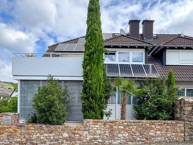 Einfamilienhaus zum Kauf 609.000 € 7 Zimmer 217,1 m² 302 m² Grundstück Hallgarten Oestrich-Winkel 65375