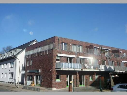 Wohnung zur Miete 700 € 3 Zimmer 82 m² 2. Geschoss frei ab 01.06.2026 Kaltenkirchen 24568