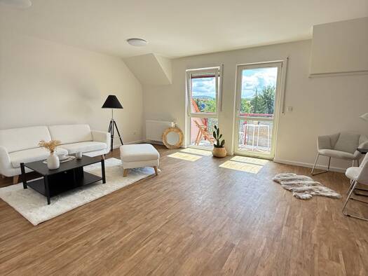 Wohnung zur Miete 920 € 3 Zimmer 83,1 m² 2. Geschoss frei ab sofort Raiffeisenstr. 38 Bad Windsheim 91438