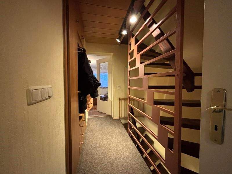 Immobilie in Estenfeld - Ein Zuhause zum Wurzeln schlagen Gepflegtes Reihenmittelhaus in Estenfeld - Bild 3