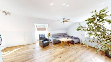 Wohnung zur Miete 750 € 3,5 Zimmer 75 m² Dachgeschoss frei ab 01.07.2025 Bissingen Bissingen an der Teck 73266