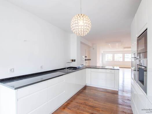 Wohnung zum Kauf 349.000 € 2 Zimmer 44 m² 4. Geschoss Altstadt-Nord Innenstadt 50667