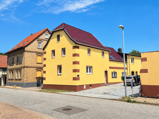 Wohnung zur Miete 650 € 3 Zimmer 105 m² Magdeburger Straße 5 Riestedt Sangerhausen OT Riestedt  06526