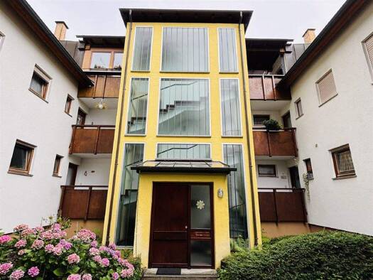 Wohnung zum Kauf 265.000 € 3,5 Zimmer 75,1 m² 1. Geschoss Brackenheim 74336