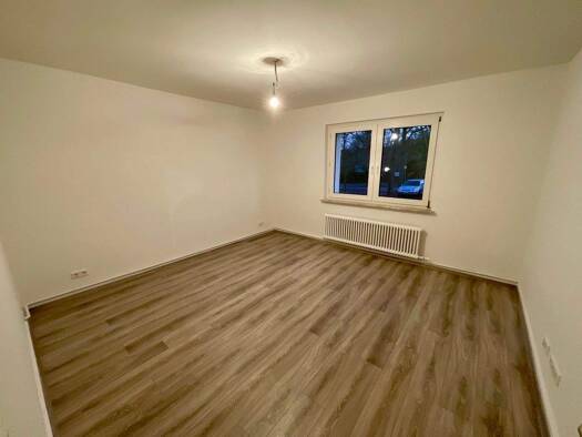 Wohnung zur Miete 499 € 3 Zimmer 58,8 m² EG Moltkestraße 79 Huttrop Essen 45138