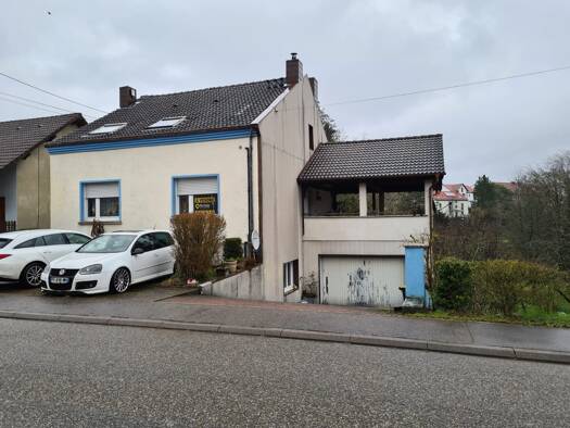 Einfamilienhaus zum Kauf provisionsfrei 208.000 € 9 Zimmer 197 m² 600 m² Grundstück Etzling 57460