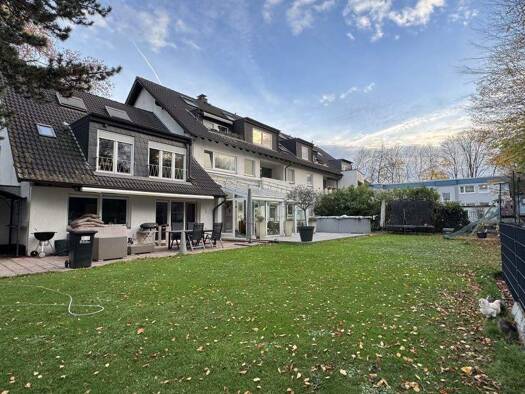 Mehrfamilienhaus zum Kauf als Kapitalanlage geeignet 1.599.000 € 1 Zimmer 1.102 m² 1.511 m² Grundstück Styrum Oberhausen 46045