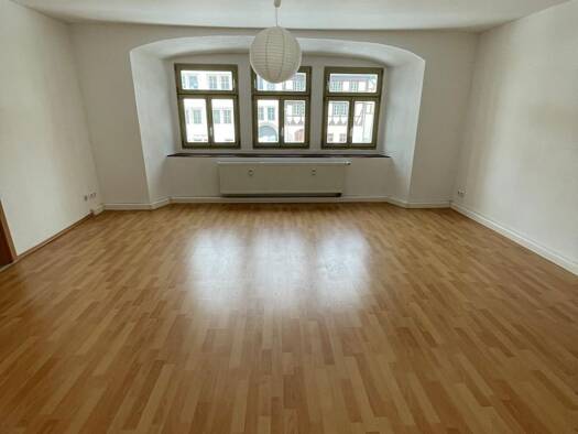 Wohnung zur Miete 441 € 2 Zimmer 62 m² frei ab sofort Markt 9 Sangerhausen Sangerhausen 06526